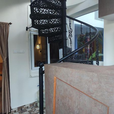 Bed and Breakfast Little Island Mamallapuram Exterior foto